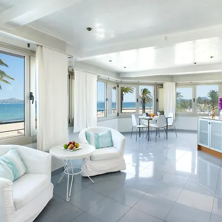 Magnifics With Sea View By Js شقة